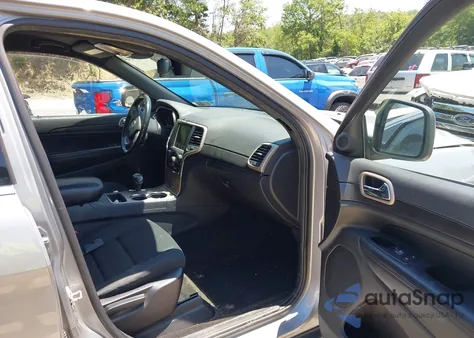 2015 Jeep Grand Cherokee Laredo z USA, uszkodzony, nr VIN 1C4RJFAG2FC807467